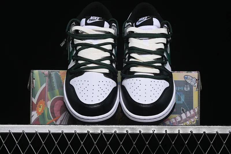 All categories Nk SB Dunk series Nk SB Dunk Low low-top sneakers Nike SB Dunk Low white and green strap low-top casual sneakers DD1391-100